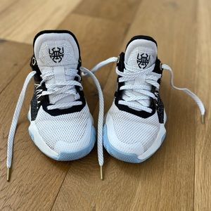 Adidas D.O.N. Issue #1 big kids basketball shoes